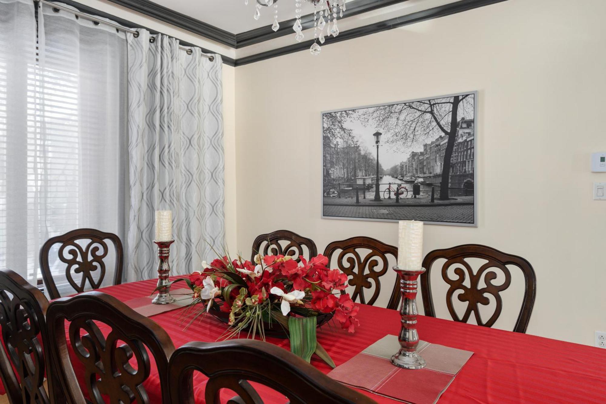 Centennial 6-Bedroom Waterfront Palace Sleeps 14 مونتريال المظهر الخارجي الصورة